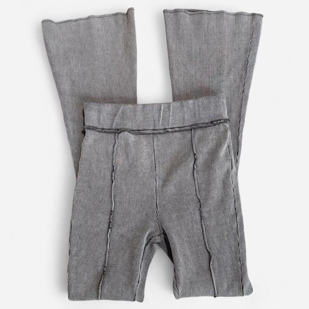 Maniere De Voir Grey Ribbed Distressed Flare High-Rise Cargo Legging Pants 6